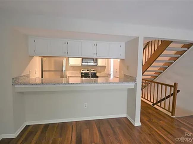 Photo - Updated 2 Bed, 2.5 Bath Townhome in Charlotte