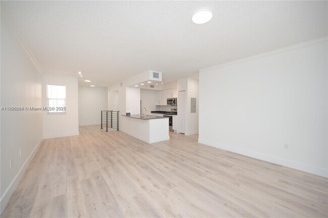 Photo - 2406 Centergate Dr Unit 202