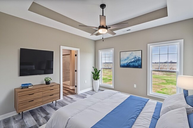 Photo - 611 Victoria Wy