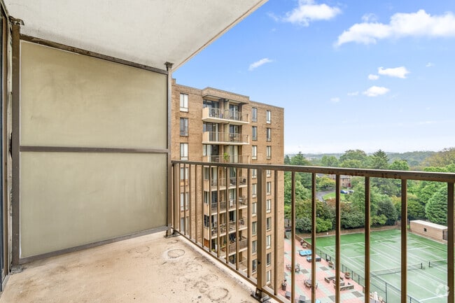 A7 - 1BR, 1BA - 750SF - Balcony