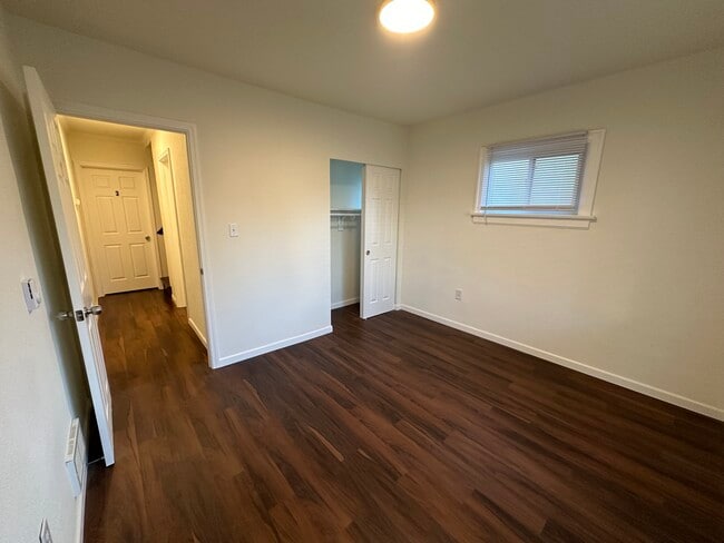 Photo - 5228 S State St Townhome
