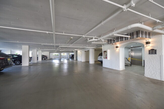 Photo - 7369 Orangewood Ln Unidad 301