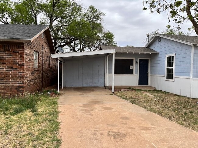 Photo - 2414 Baylor St