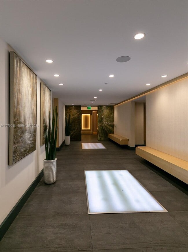 Photo - 90 SW 3rd St Unit 1611