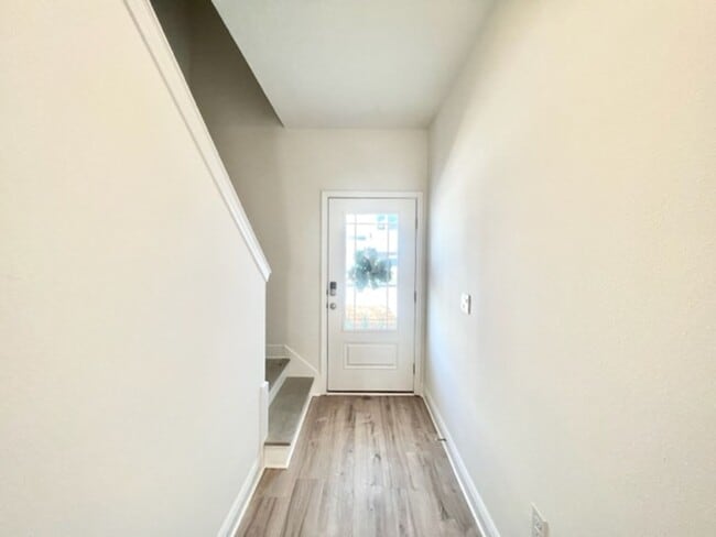 Building Photo - 22 Redbird Lp