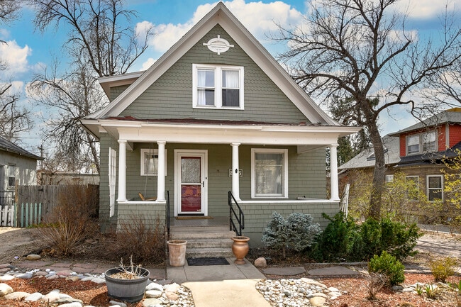 Photo - 835 E Boulder St House