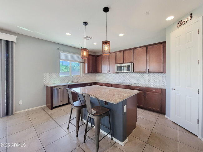 Photo - 1725 N 211th Dr