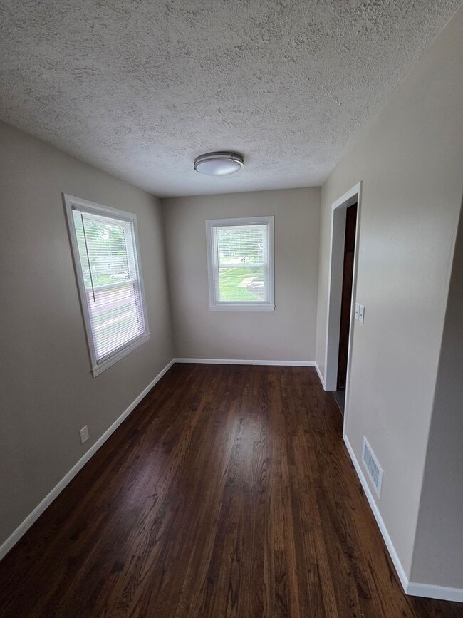 Photo - Newly remodeled 3/1/1 with fenced in backyard!