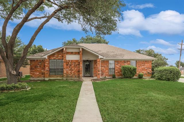 Photo - 1501 Springaire Ln House