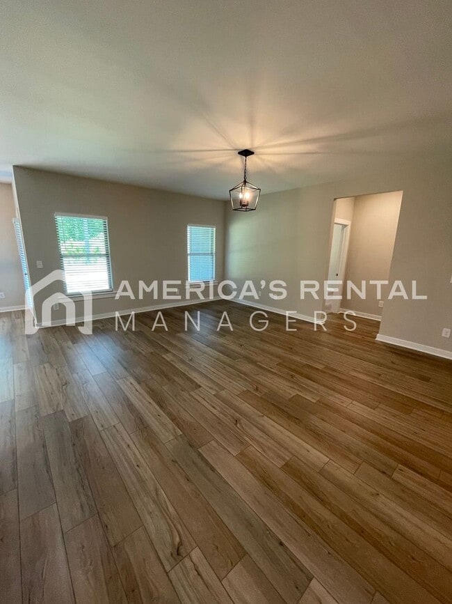 Photo - Home for Rent in Jasper, AL!!! Available to View with 48 Hour Notice!!! ***SIGN A 13 MONTH LEASE ...