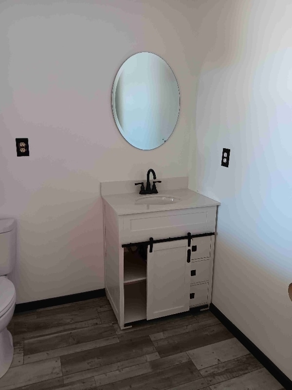 Photo - 702 S Meridian Rd