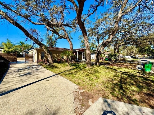 Photo - 8904 N Hamner Ave