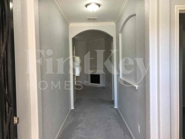 Photo - 264 Callaghan Dr