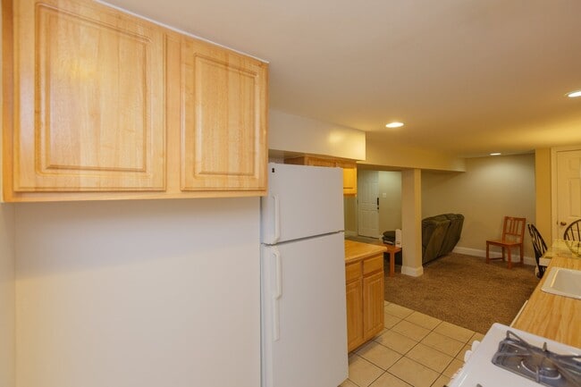 Photo - Manor Place Unit Garden Level