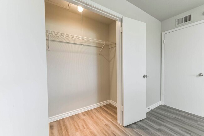 Vail Apartments