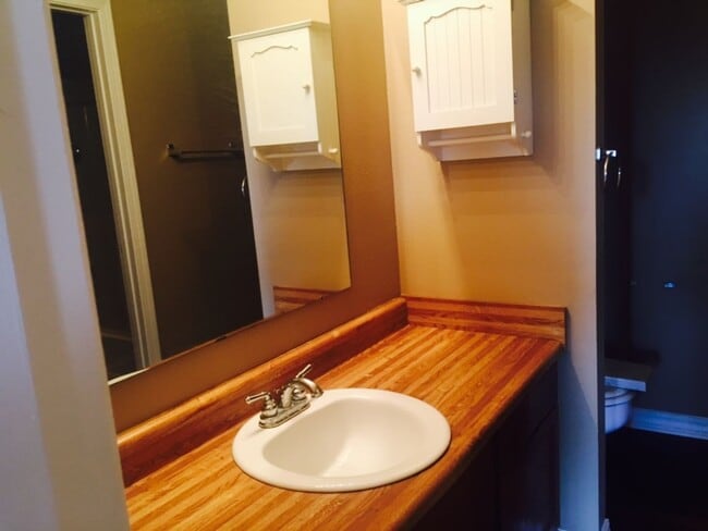 Photo - 2106 Lee St Unidad a