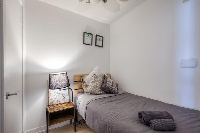 Photo - 85 Queens Wharf Rd Unit ID1346013P