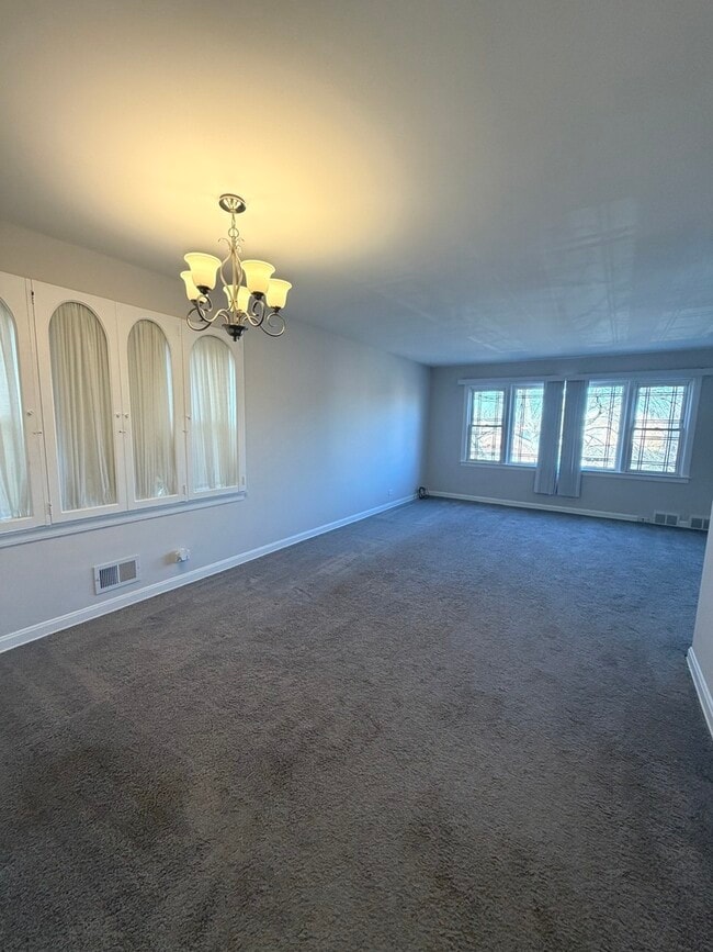 Photo - 2649 W Balmoral Ave Unit 2