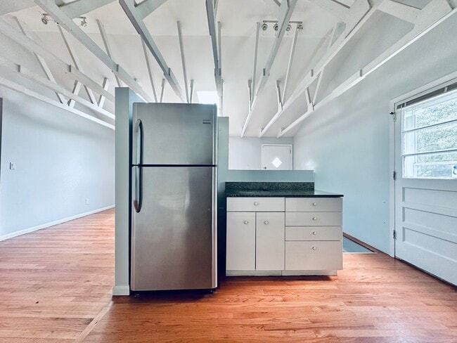 Photo - 129 Sheldon Terrace