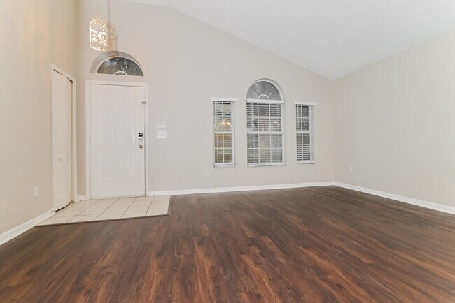 Photo - 1235 Pat Patterson Ct