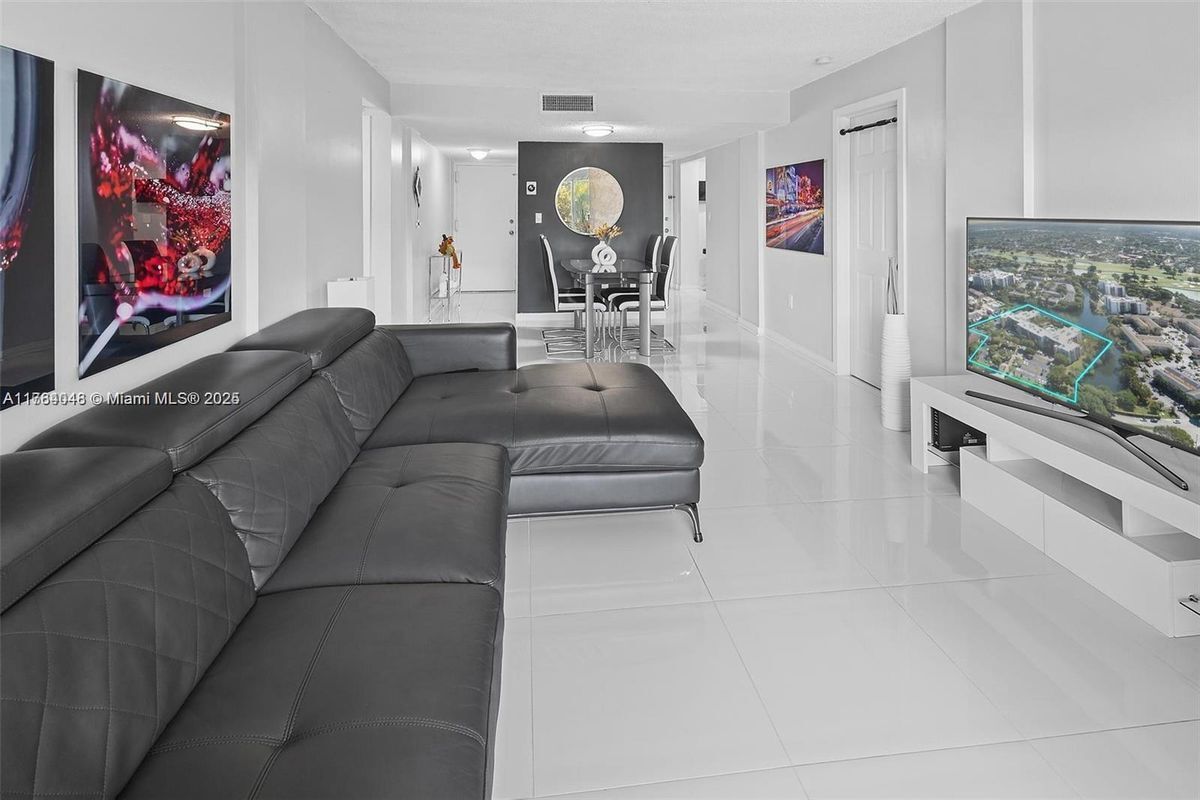 Photo - 14250 SW 62nd St Condo