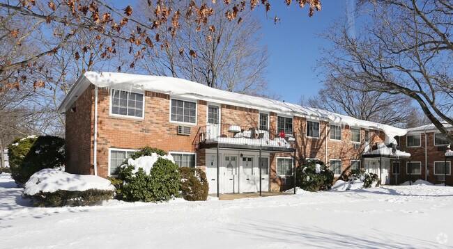 Photo - Bethpage Park Apartments