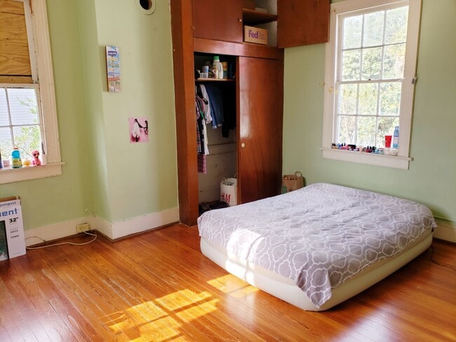 Photo - 229 Rutledge Ave Unit B - Up