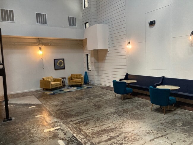 Photo - 4411 Dallas St Unit 9