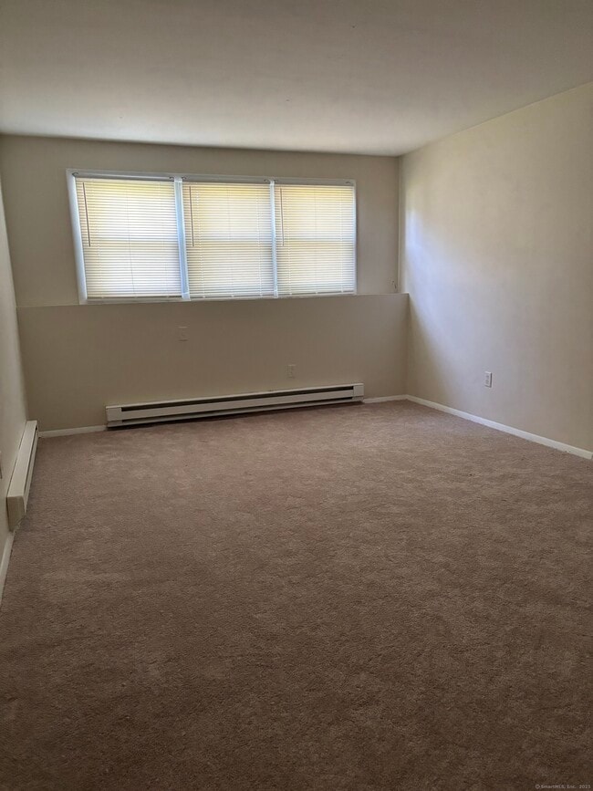 Photo - 36 Elmview Cir Unit 2