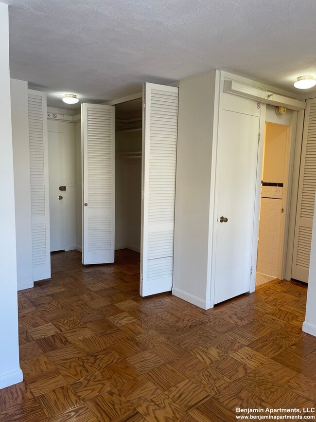 Photo - 71 Monmouth St Unit 1