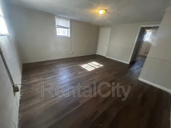 Photo - 26 Oakridge Dr