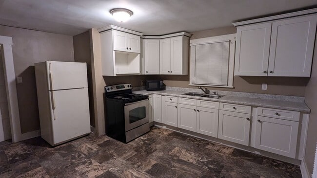 Photo - 1-Bedroom, 1-Bathroom Duplex Home for Rent in Perry Unidad B