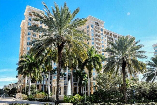 Photo - 750 N Tamiami Trail Unit 916