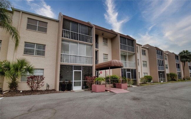 Building Photo - 519 Albee Farm Rd Unit 214 Rental