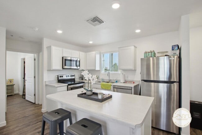 Photo - Village On Greenway