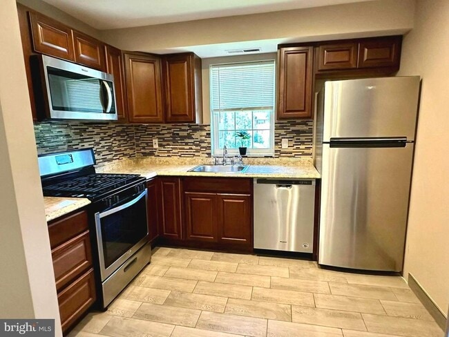 Photo - 11908 Tarragon Rd Apartamento Unidad L