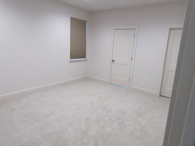 Photo - 14812 2nd St NE