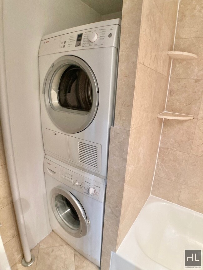 Photo - 2ND AVE. Unit 15