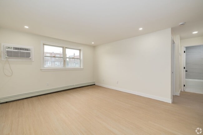 Photo - Tyson Arms Apartments