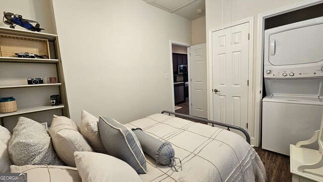 Photo - 2467 Smith Rd