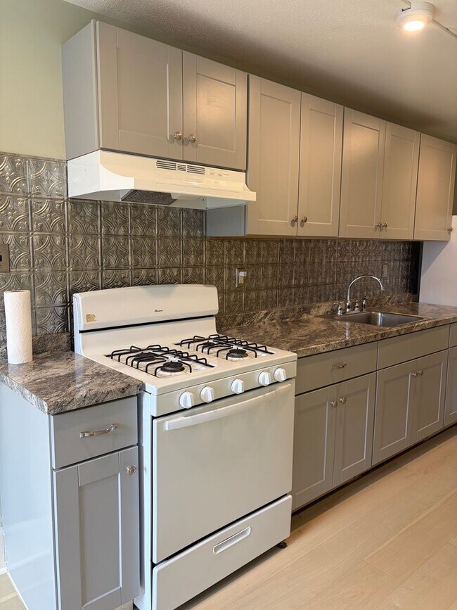 Photo - 49 N Main St Unit 3