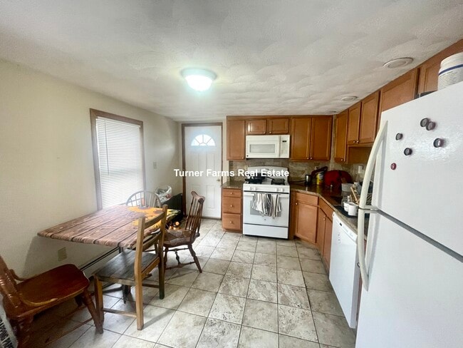 Photo - 585A Somerville Ave Unit 1A