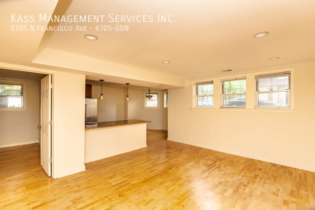 Photo - 6305 N Francisco Ave Unit 6305-GDN
