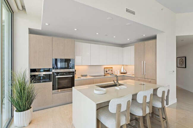 Photo - 3100 N Ocean Dr Unit H1804