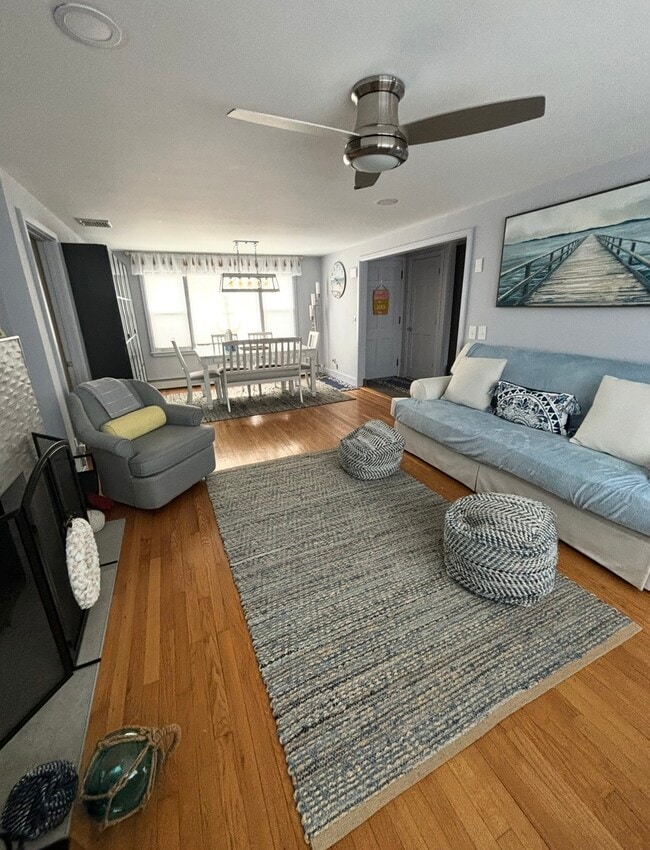 Photo - 31 Coggeshall Ave