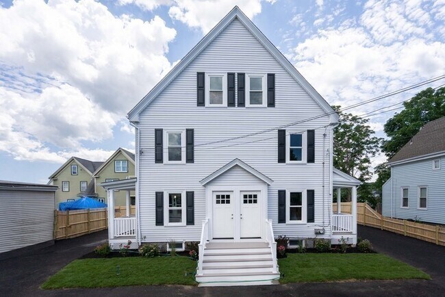 Building Photo - 21-23 Caledonia Ave