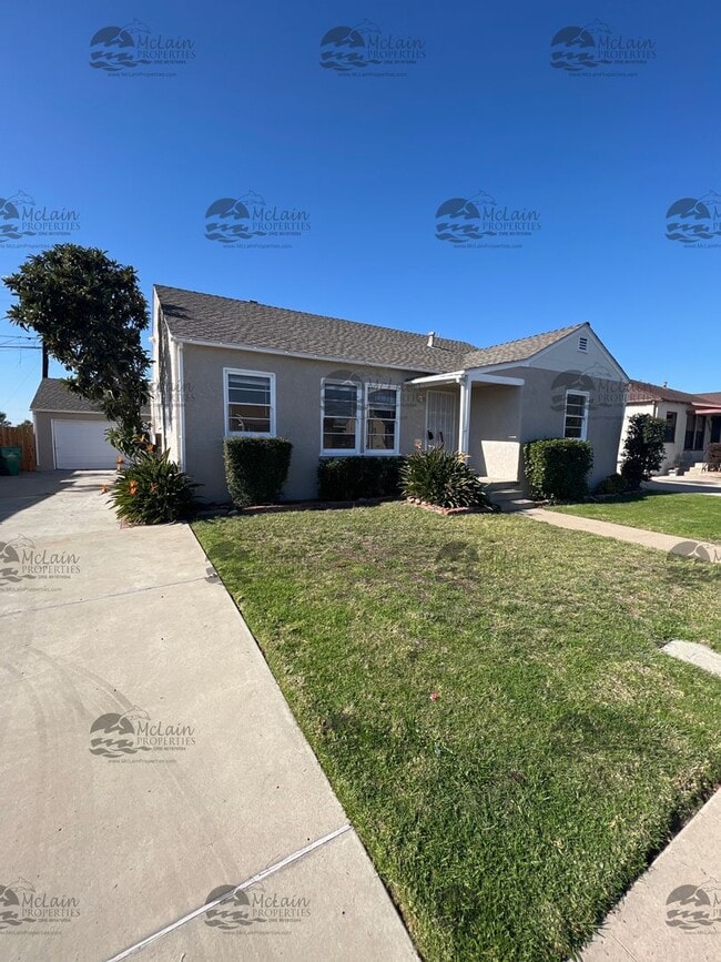 Single Story 3 BD/1BA Home with 2 Car Garage! - Single Story 3 BD/1BA Home with 2 Car Garage!