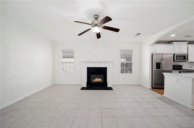 Photo - 2581 Church St NW