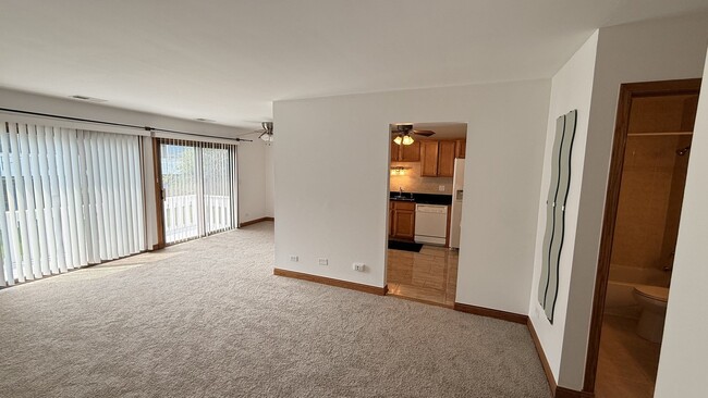 Photo - 220 Oak Knoll Ct