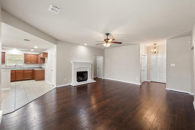 Photo - 1513 Millbrook Dr